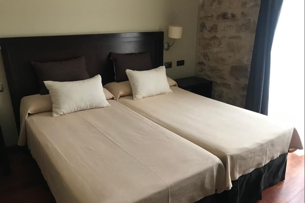 Hotel Baeza Monumental By Eme Hoteles Exteriör bild