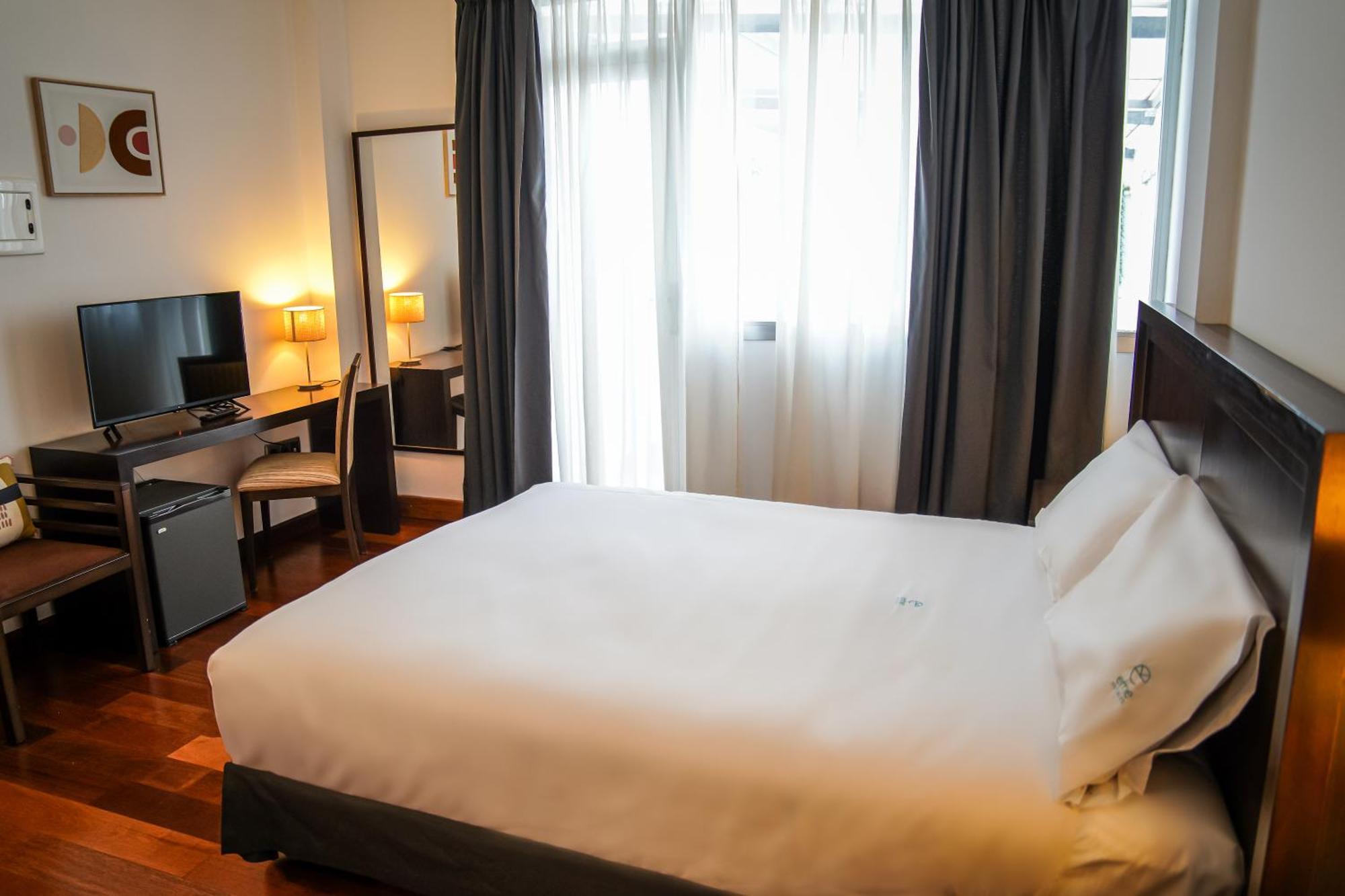Hotel Baeza Monumental By Eme Hoteles Exteriör bild