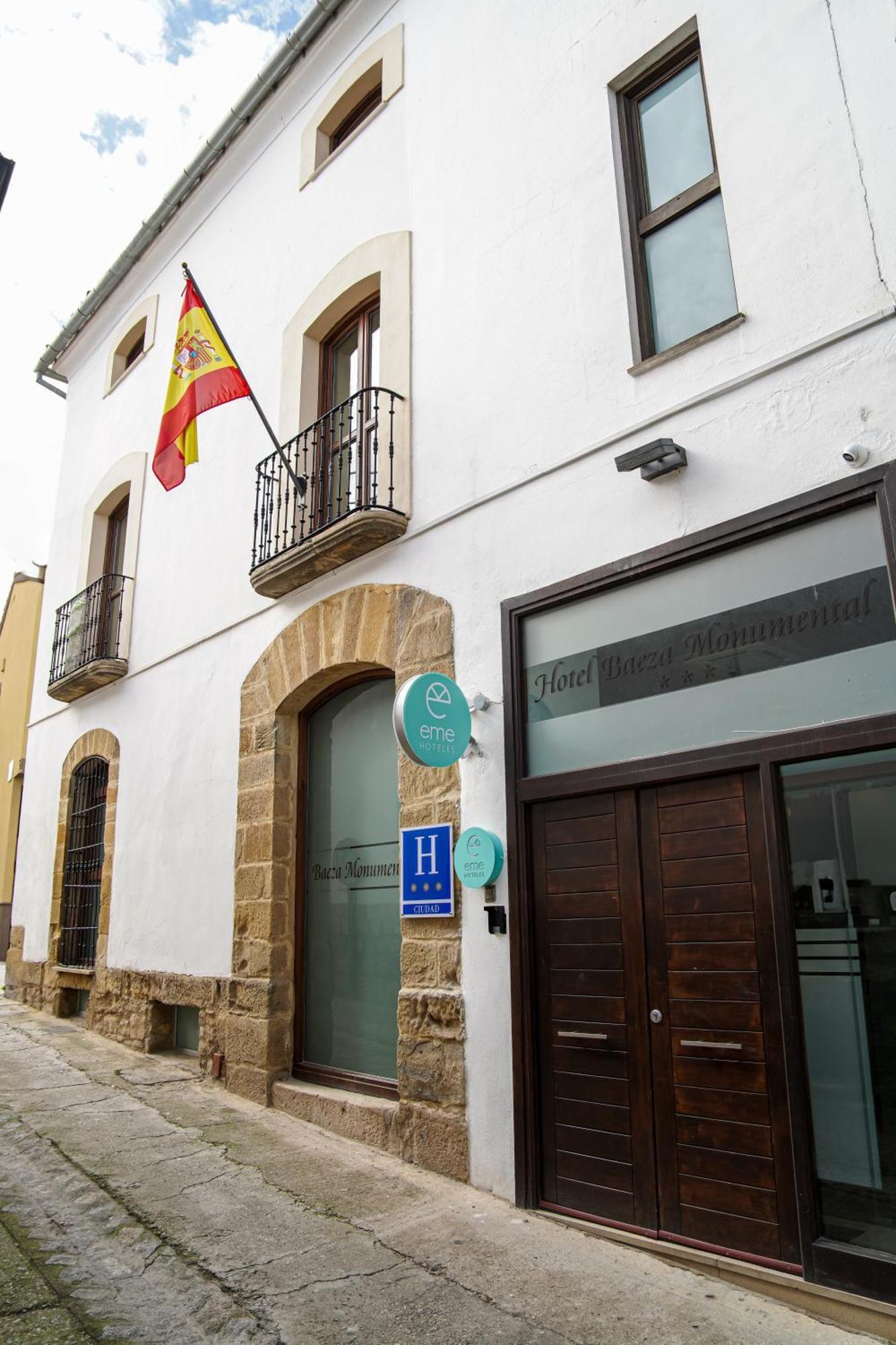 Hotel Baeza Monumental By Eme Hoteles Exteriör bild